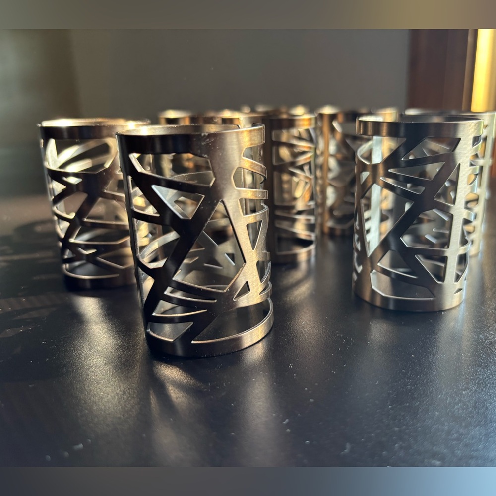 Set of 8 modern napkin holders